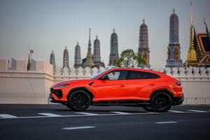 2025 Lamborghini Urus SE