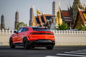 2025 Lamborghini Urus SE