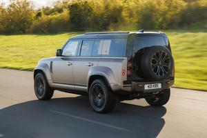 2024 Land Rover Defender OCTA