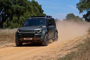 2024 Land Rover Defender OCTA