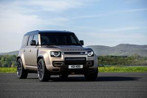 2024 Land Rover Defender OCTA