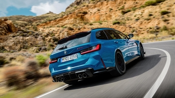 2025 BMW M3 CS Touring