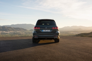 2027 Mercedes-Benz GLS