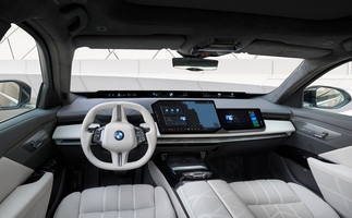2027 BMW 7