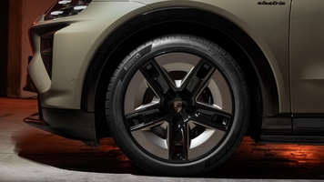 2027 Porsche Cayenne Coupe Electric