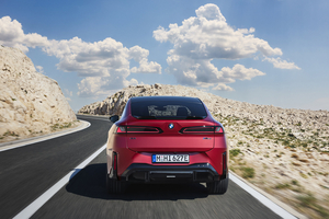 2026 BMW iX4