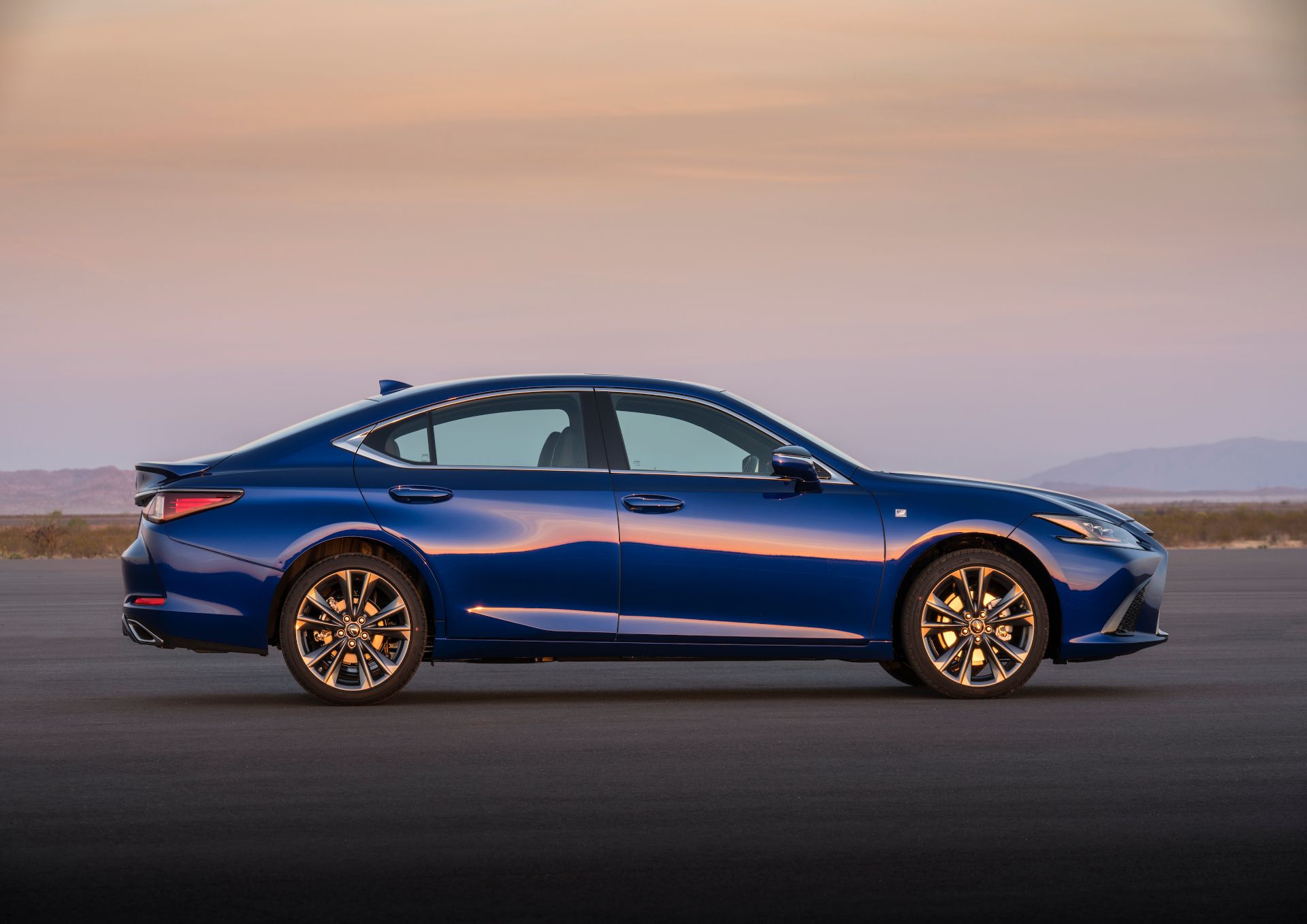 2021 Lexus ES ES 350 F Sport Specs And Images CarsXA