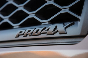 Titan PRO-4X